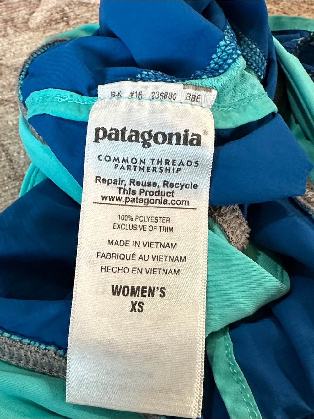 Patagonia Blue and Teal Women's Shorts - Picture 3 of 4